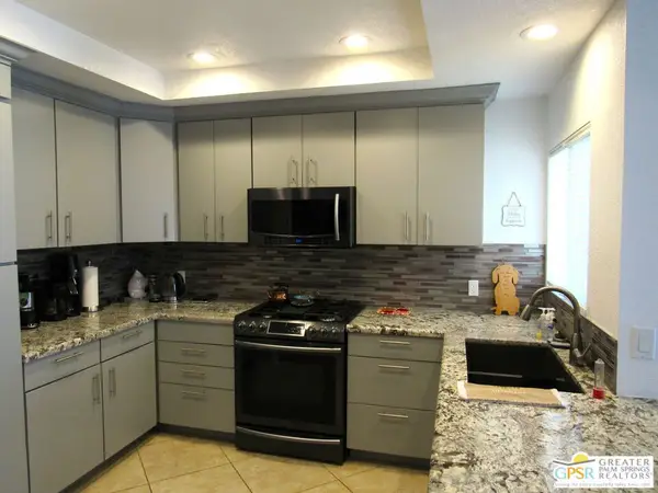 2601 S Broadmoor Drive #51, Palm Springs, CA 92264