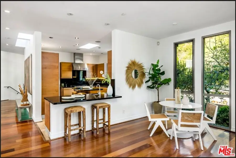 3685 Mandeville Canyon Road, Los Angeles, CA 90049 - Image #3