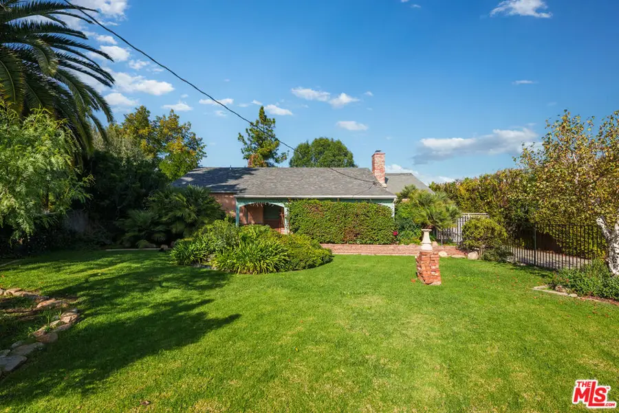 19043 Keswick Street, Reseda, CA 91335 - Image #2