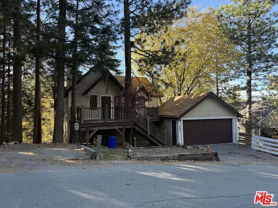 886 Sandalwood Drive, Lake Arrowhead, CA 92352 - Image #3