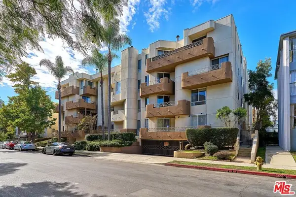333 Westminster Avenue #204, Los Angeles, CA 90020