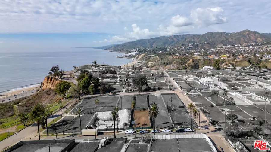 327 Swarthmore Avenue, Pacific Palisades, CA 90272 - #2