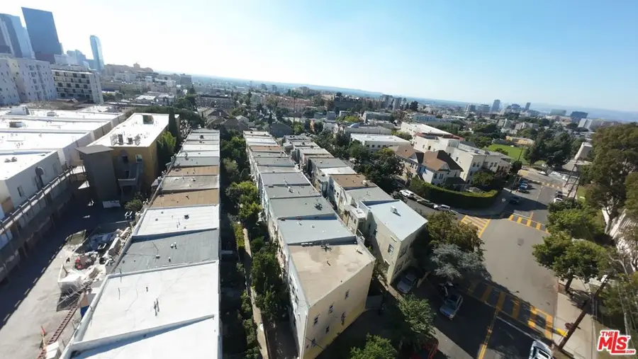 208 Columbia Place, Los Angeles, CA 90026 - Image #3