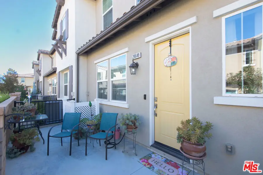 28649 Jardineras Drive, Valencia, CA 91354 - Image #3
