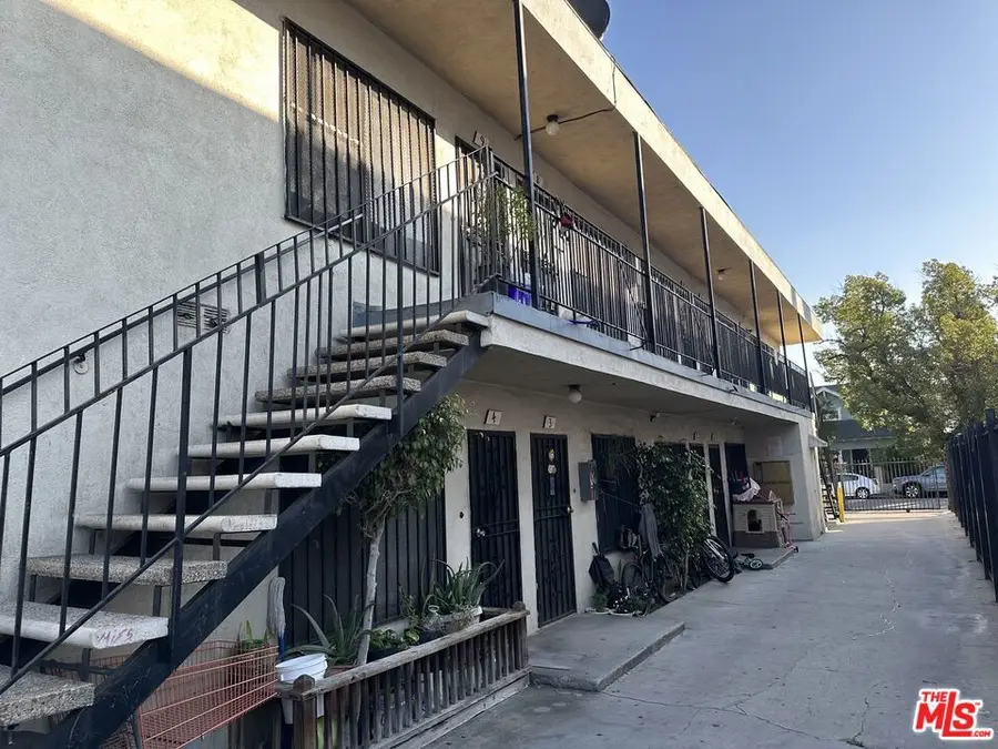 869 W 41st Street, Los Angeles, CA 90037 - Image #3