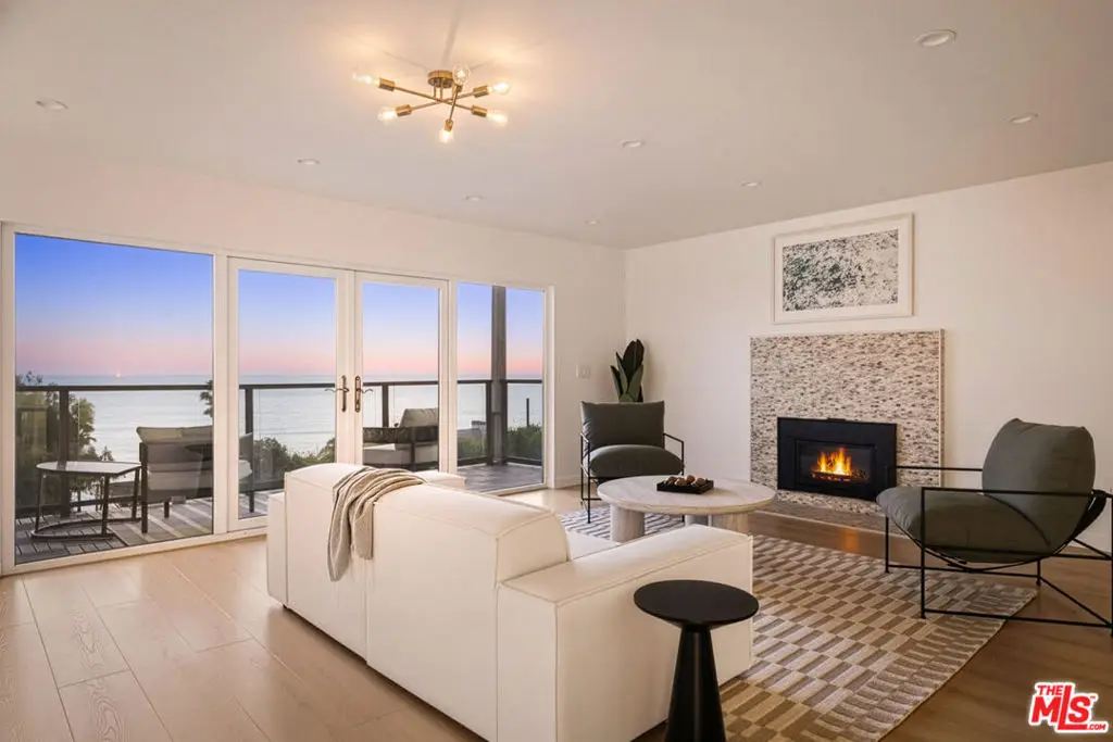2442 S Coast Highway #3, Laguna Beach, CA 92651 - Image #1