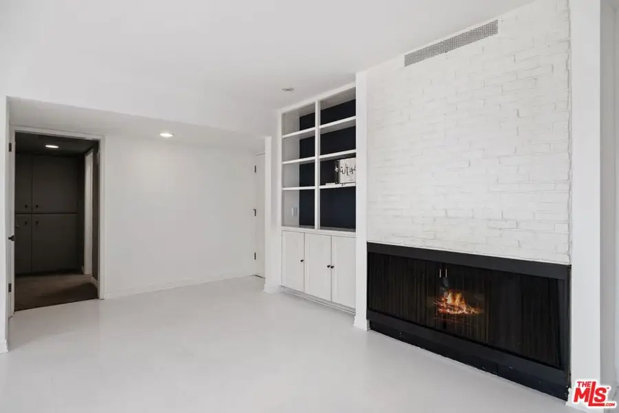 949 N Kings Road #309, West Hollywood, CA 90069 - Image #2