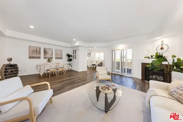 11766 W Sunset Boulevard #302, Los Angeles, CA 90049