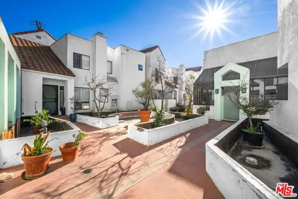 1340 Glenwood Road #4, Glendale, CA 91201