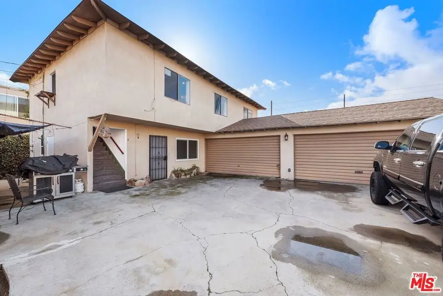 1925 Wallace Avenue, Costa Mesa, CA 92627 - #2