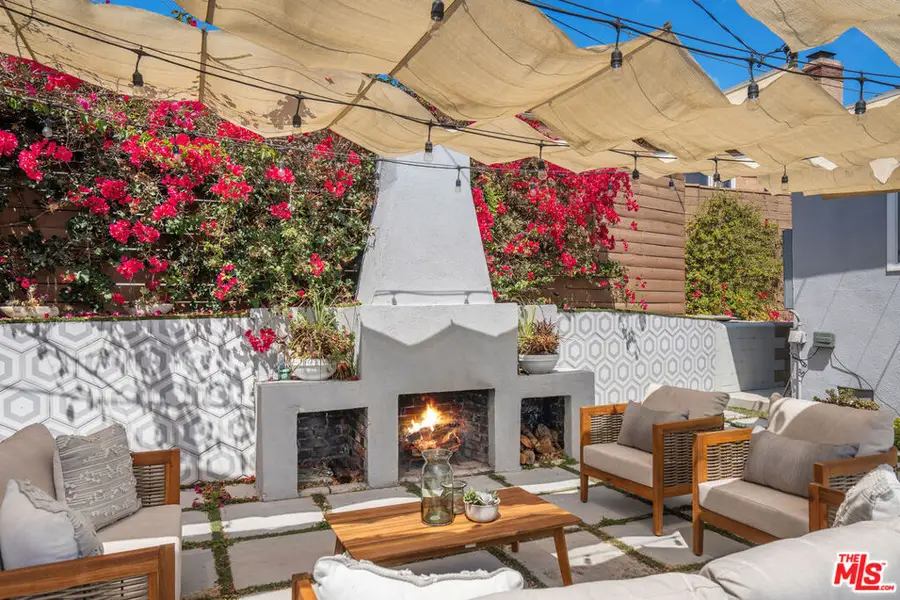 4949 Onaknoll Avenue, Los Angeles, CA 90043 - Image #2