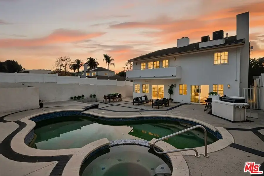 5514 Sylvia Avenue, Tarzana, CA 91356 - Image #3