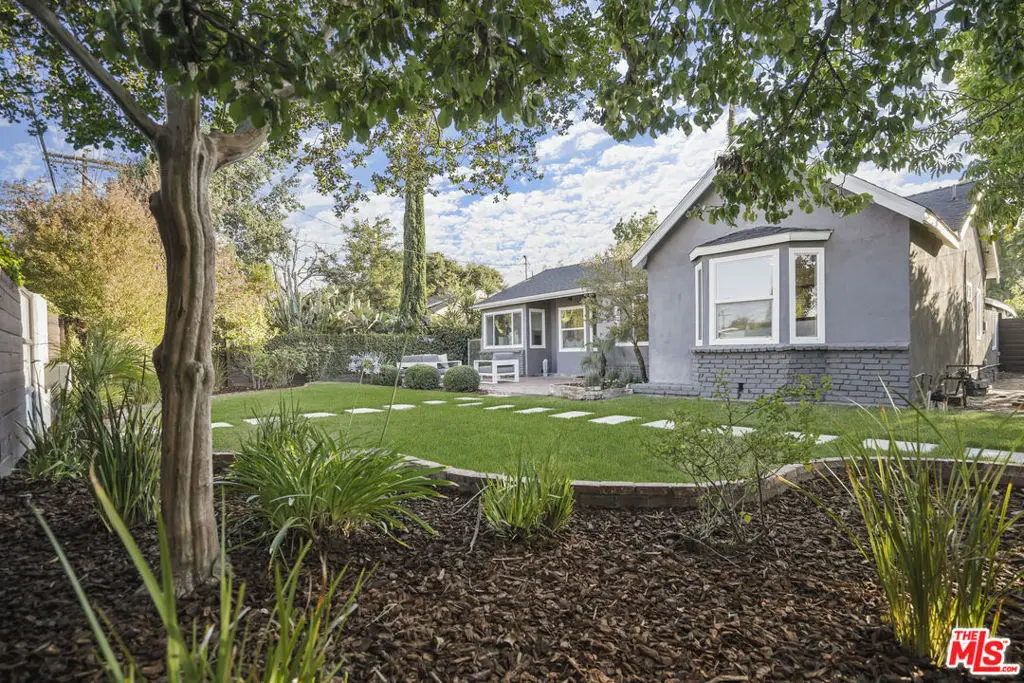 11700 Huston Street, Valley Village, CA 91607 - Image #1