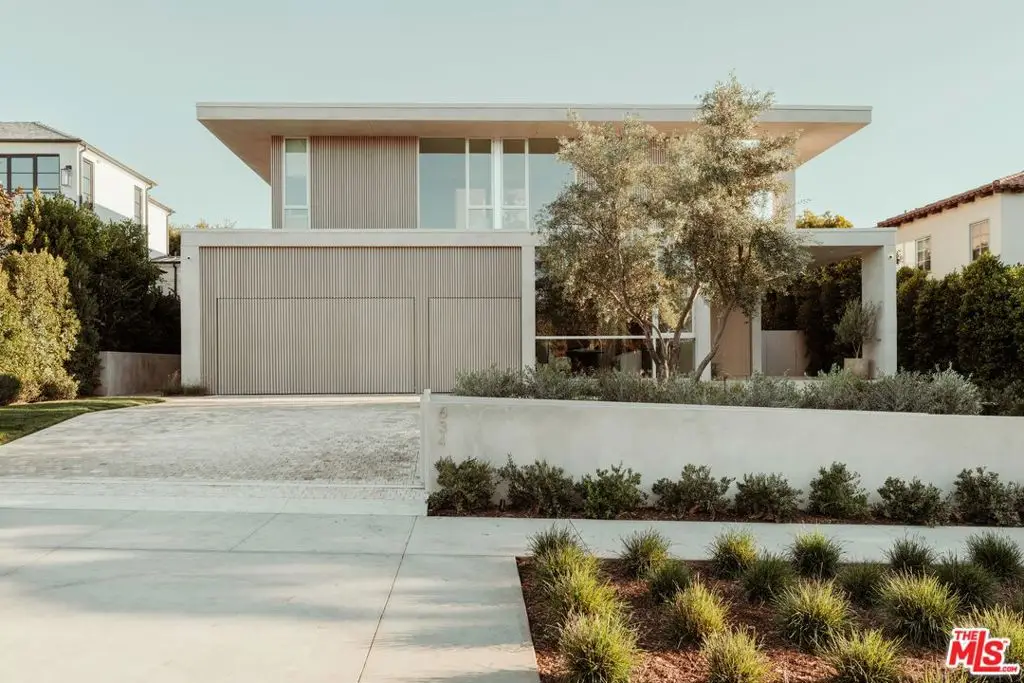 634 Moreno Avenue, Los Angeles, CA 90049 - Image #1