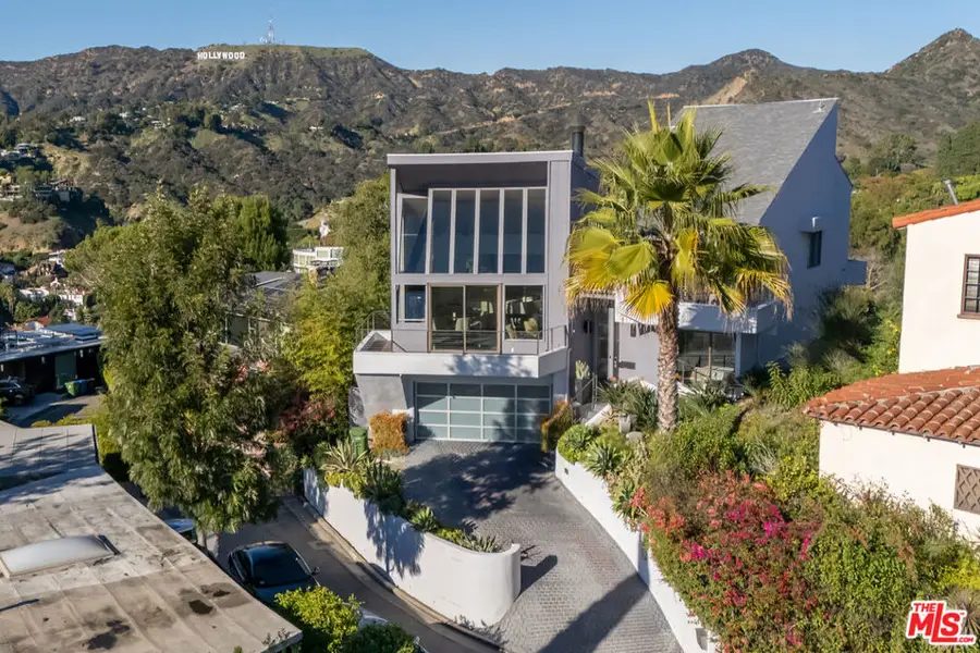 5682 Spreading Oak Drive, Los Angeles, CA 90068 - Image #2