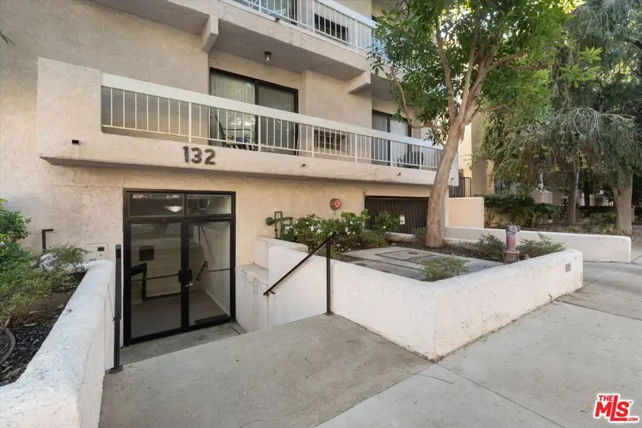132 S Clark Drive, West Hollywood, CA 90048 - Image #2