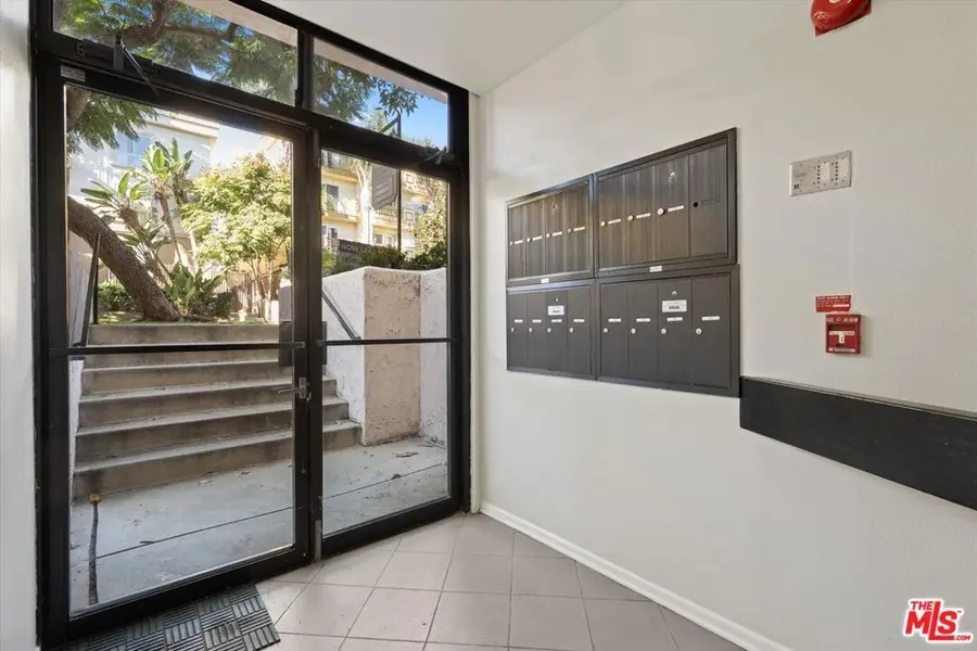 132 S Clark Drive, West Hollywood, CA 90048 - Image #3