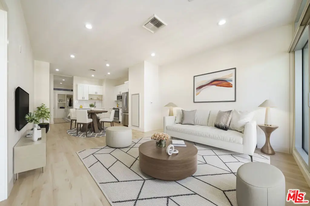 3810 Wilshire Boulevard #804, Los Angeles, CA 90010 - #1