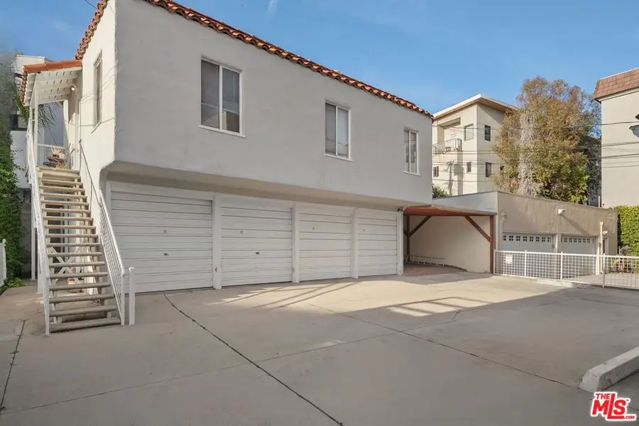 10767 Massachusetts Avenue, Los Angeles, CA 90024 - Image #3
