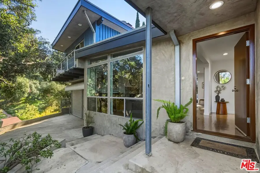 3711 Fredonia Drive, Los Angeles, CA 90068 - #2