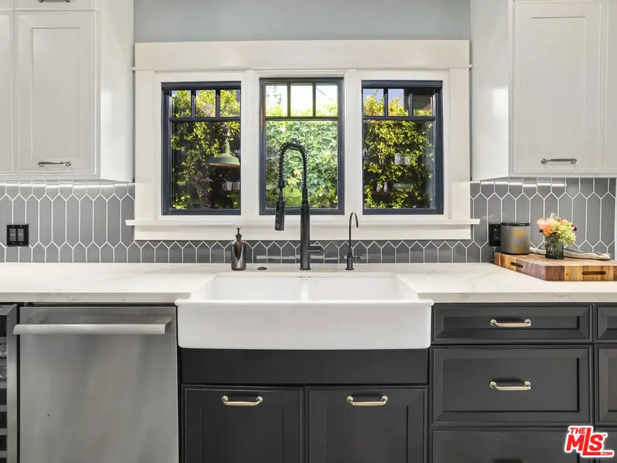 1528 N Curson Avenue, Los Angeles, CA 90046 - Image #2