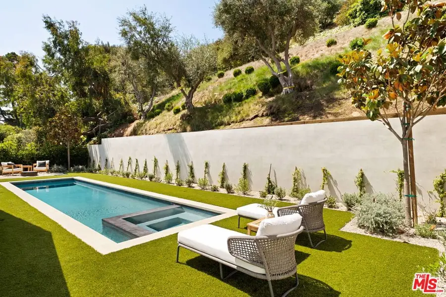 8628 Edwin Drive, Los Angeles, CA 90046 - Image #3