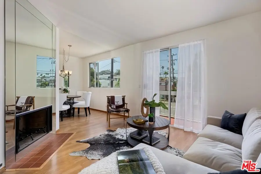 820 California Avenue #201, Santa Monica, CA 90403 - Image #2