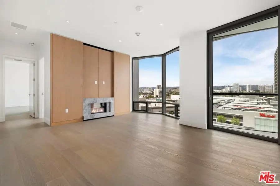 211 W Elm Court #6E, Los Angeles, CA 90067 - #3