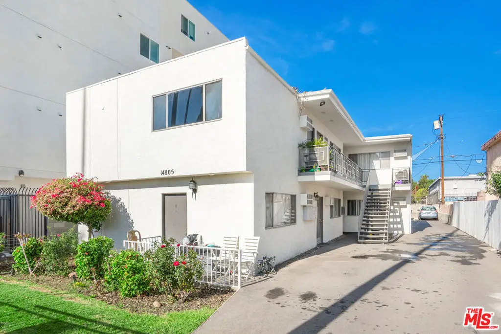 14805 Erwin Street, Van Nuys, CA 91411 - Image #1