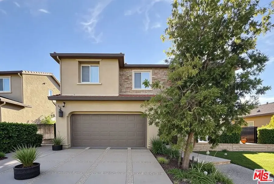 19320 Carranza Lane, Santa Clarita, CA 91350 - #2