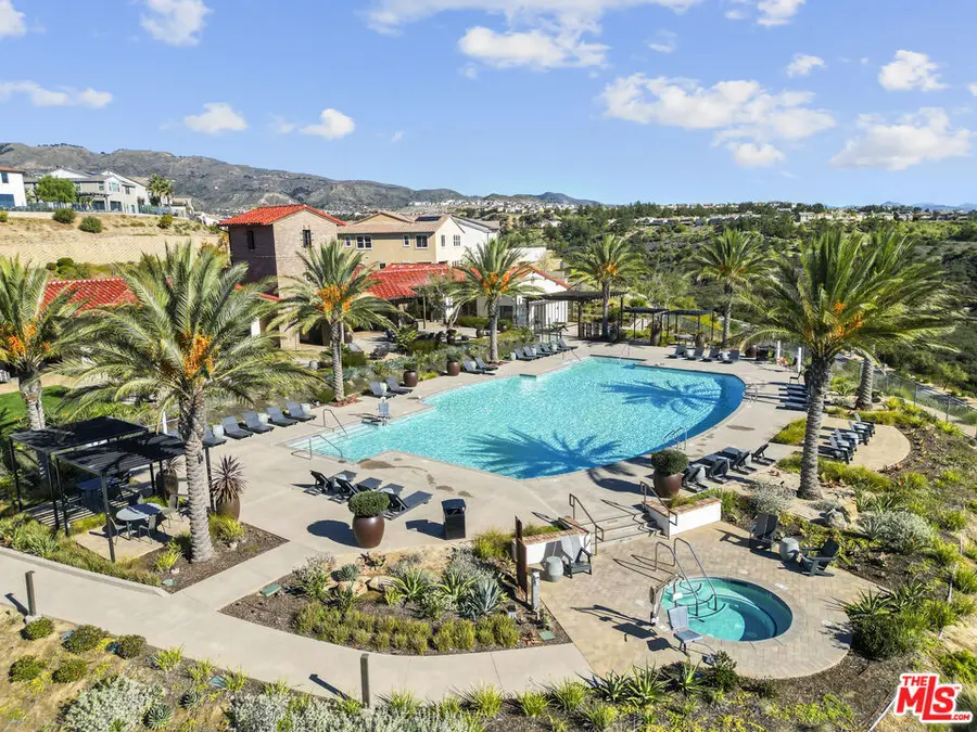 21230 W Wildflower Way, Chatsworth, CA 91311 - Image #2