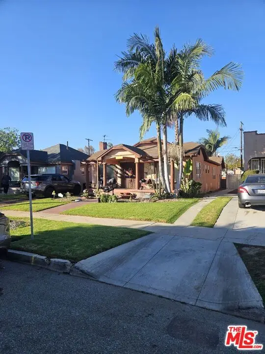 5319 6th Avenue, Los Angeles, CA 90043