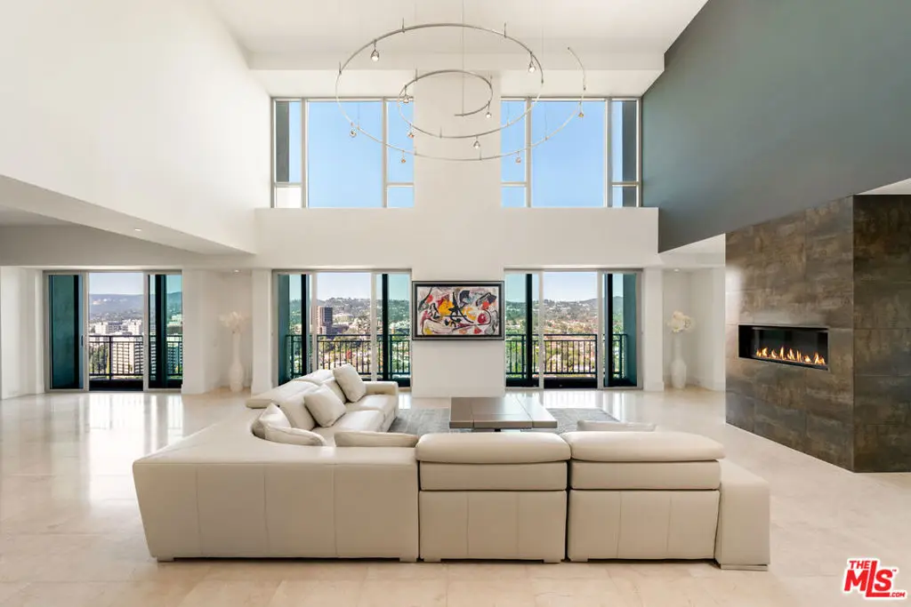 10727 Wilshire Boulevard #PH2, Los Angeles, CA 90024 - Image #1