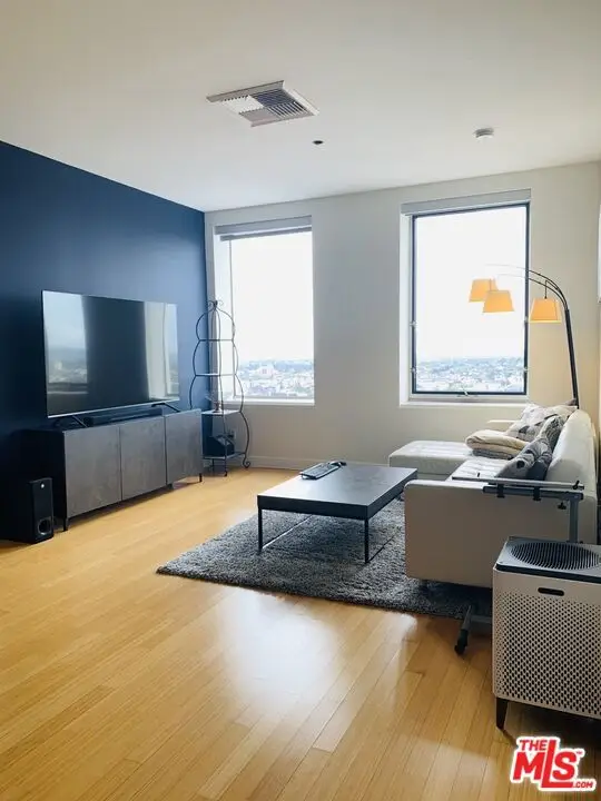 3810 Wilshire Boulevard #2011, Los Angeles, CA 90010 - Image #3