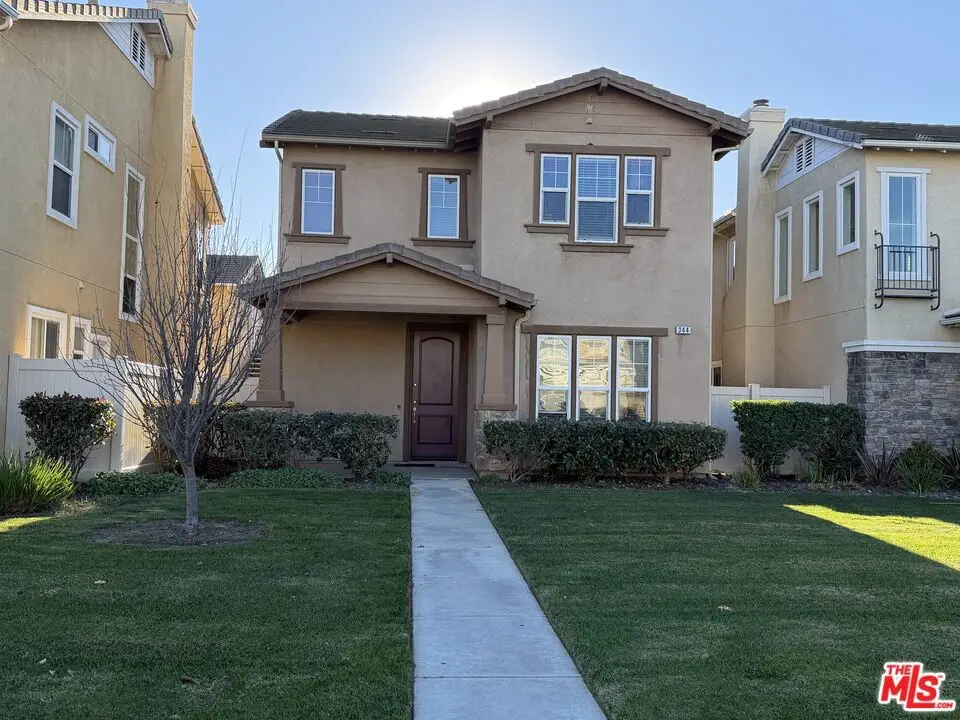 344 Lakeview Court, Oxnard, CA 93036 - Image #1
