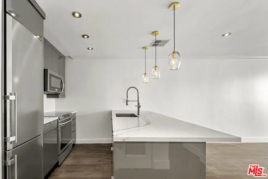 740 N Kings Road #212, West Hollywood, CA 90069 - Image #3