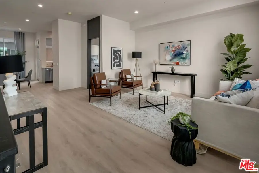 125 Plymouth Street, Inglewood, CA 90302 - Image #2