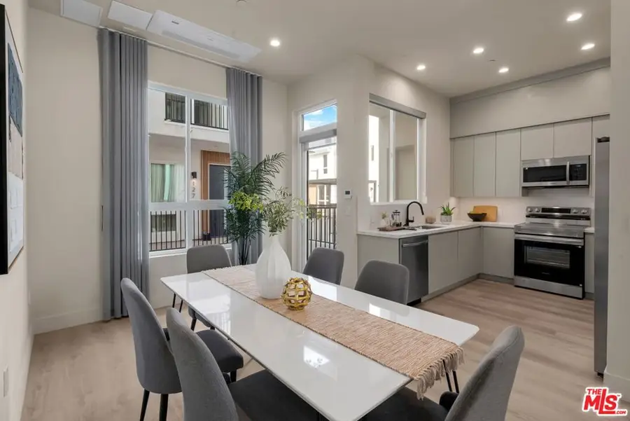 125 Plymouth Street, Inglewood, CA 90302 - Image #3