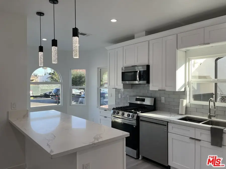 3021 Wellington Road, Los Angeles, CA 90016 - Image #3