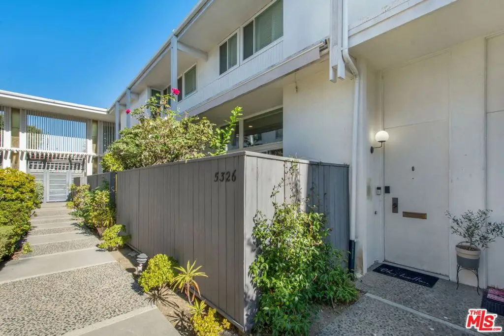 5326 Fairview Boulevard #3, Los Angeles, CA 90056 - Image #1