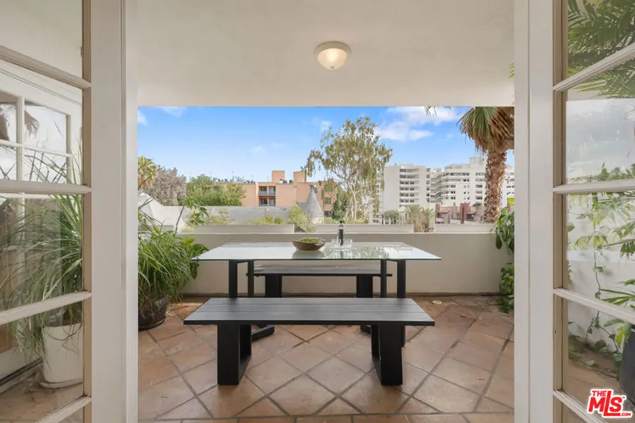 7309 E Franklin Avenue #404, Los Angeles, CA 90046 - Image #3