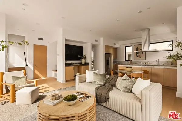 2425 20th Street #B, Santa Monica, CA 90405