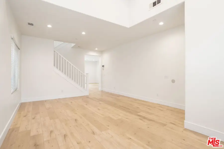 9722 Pine Orchard Street, Pacoima, CA 91331 - Image #3