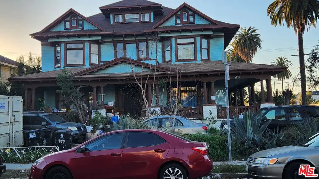 3977 S Budlong Avenue, Los Angeles, CA 90037 - Image #1