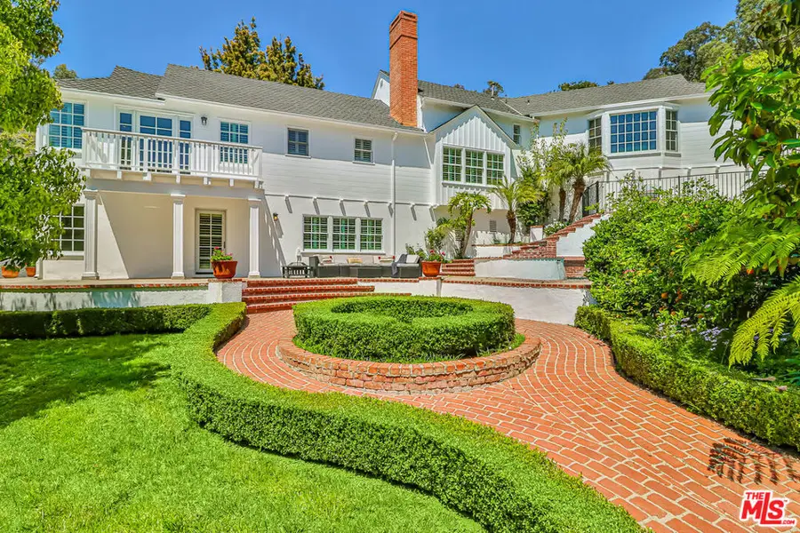 657 N Saltair Avenue, Los Angeles, CA 90049 - #2