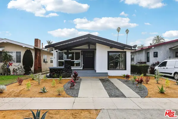 1320 W 51st Place, Los Angeles, CA 90037