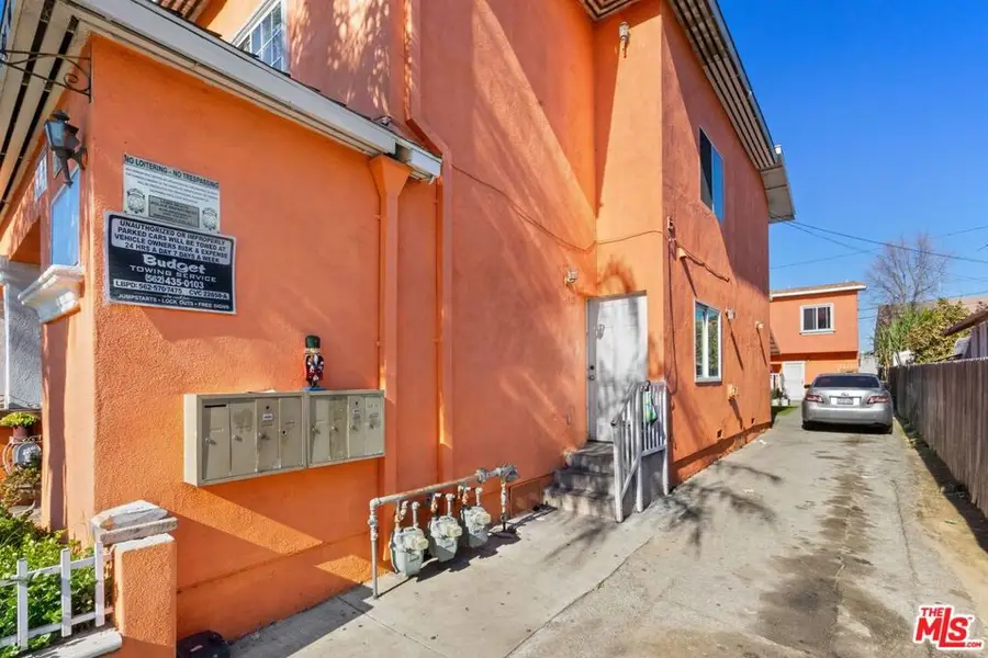 405 E Esther Street, Long Beach, CA 90813 - #3