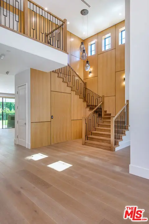 16866 Mooncrest Drive, Encino, CA 91436 - #3