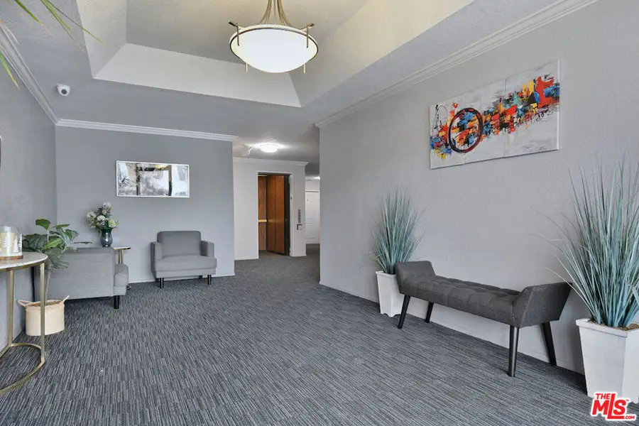 4619 Kester Avenue #16, Sherman Oaks, CA 91403 - #2