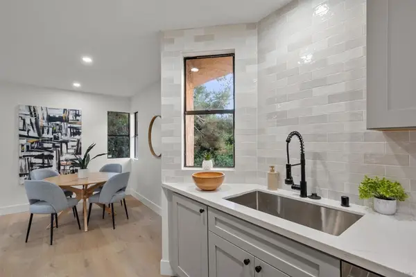 8326 Via Sonoma #66, La Jolla, CA 92037